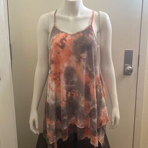 NWT Gigio flowy tie-dye tank top